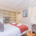 Oxfordshire Living - The Palin Apartment - Oxford